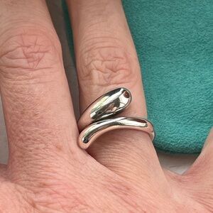 Silver Teardrop Ring Size 7